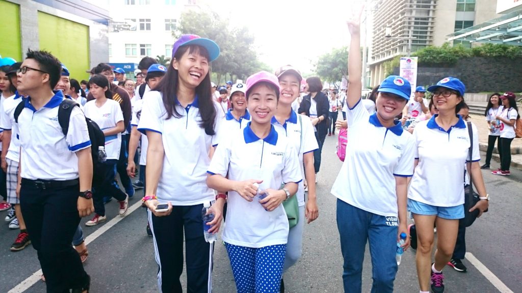 cac thanh vien nha khoa lan anh hao hung tham gia chuong trinh